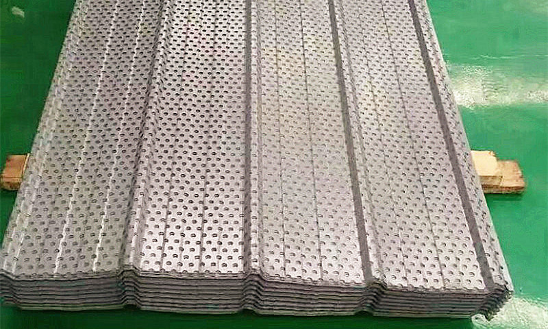 帶孔彩鋼板產(chǎn)品展示